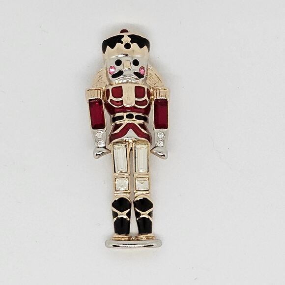 Vintage Monet Nutcracker Toy Soldier Brooch Pin Enamel Rhinestone Gold Tone Red - Picture 1 of 8